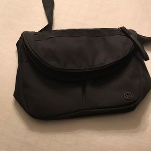 Lululemon purse